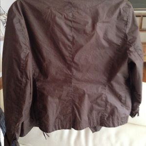 Waxed cotton exterior ,zippers on sleeves .classic